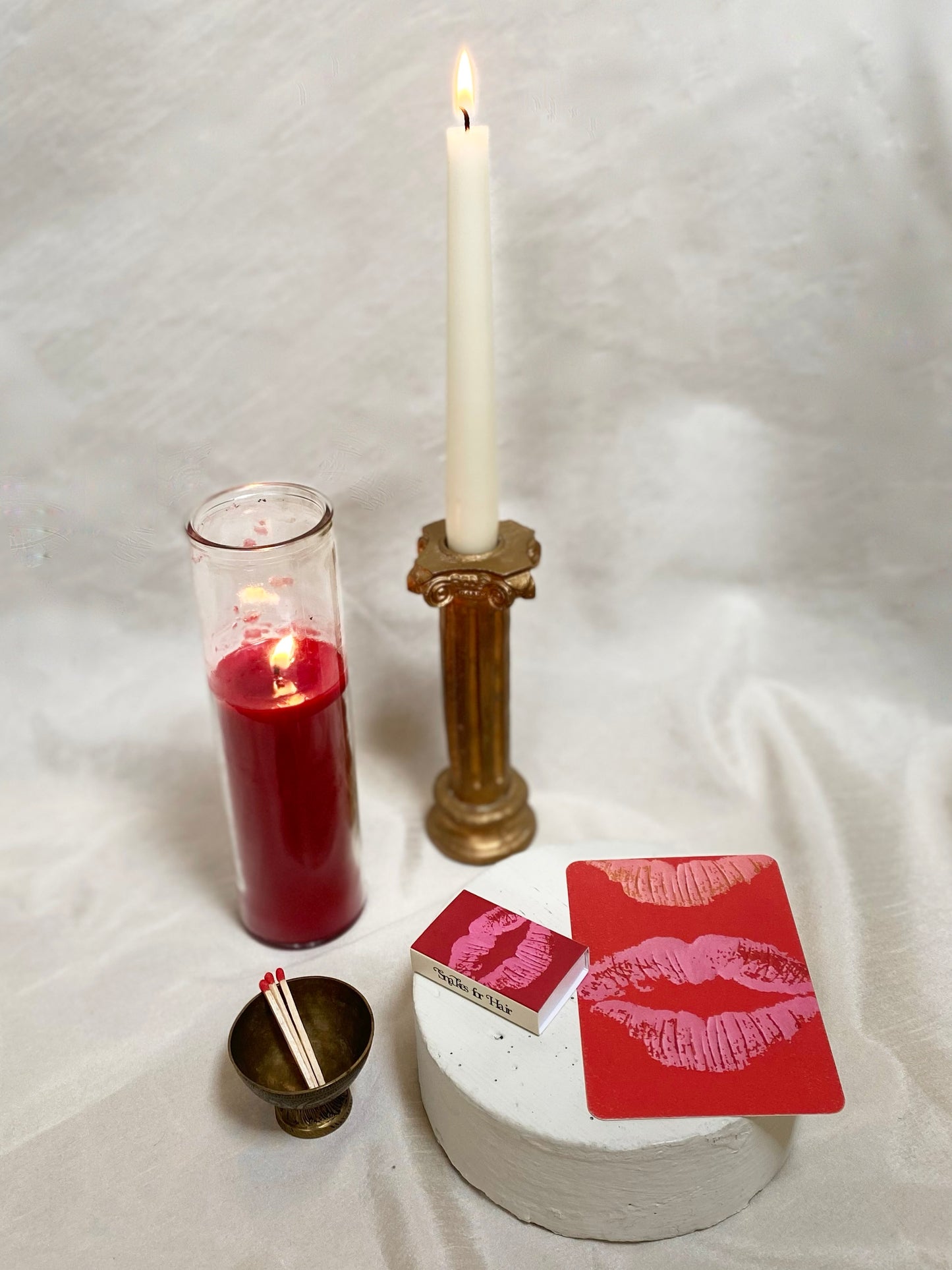 KISS KISS MATCHBOX