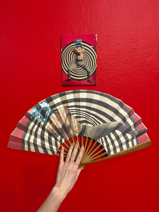 HKG EXHIBITION FAN (The Devil)